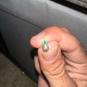 Pineapple Stud Earring 3mm